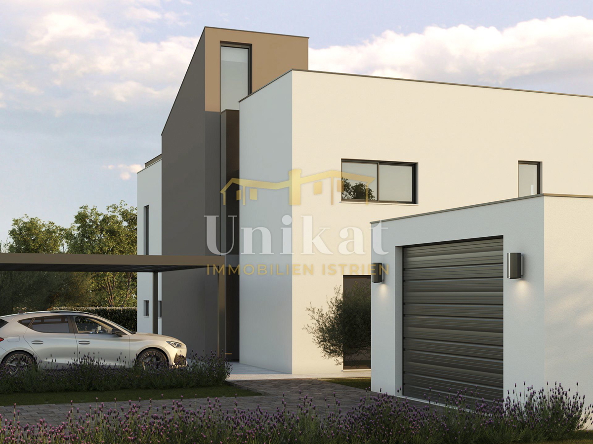 Luksuzna hiša 2,5 km od morja